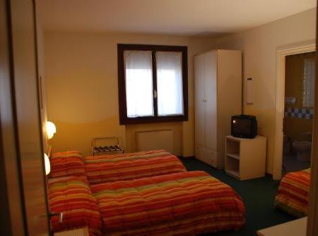 Hotel Marco Polo Caldogno Phòng bức ảnh